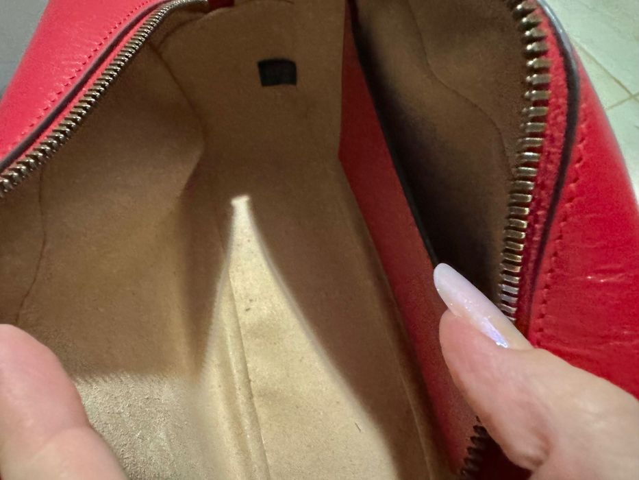 GUCCI geantă piele roșie