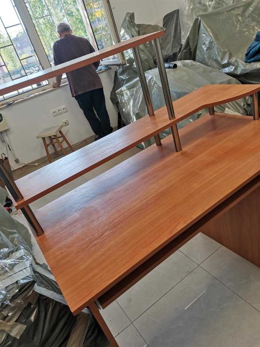 Продавам спешно Нови бюра