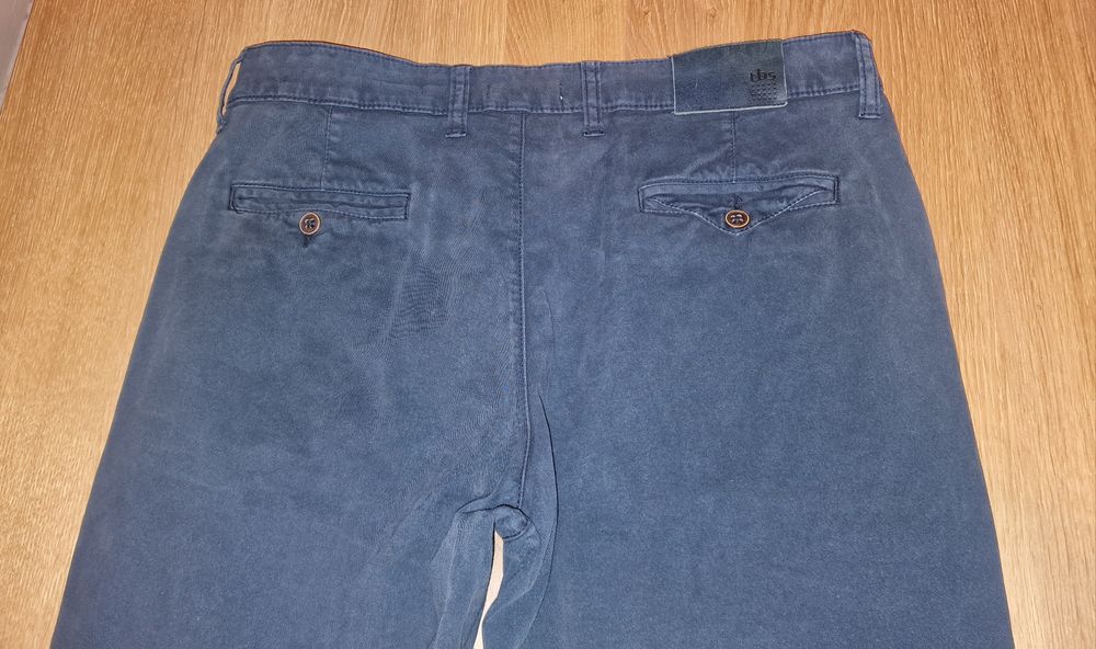 NOU Pantaloni chinos TBS Timberland Massimo Dutti