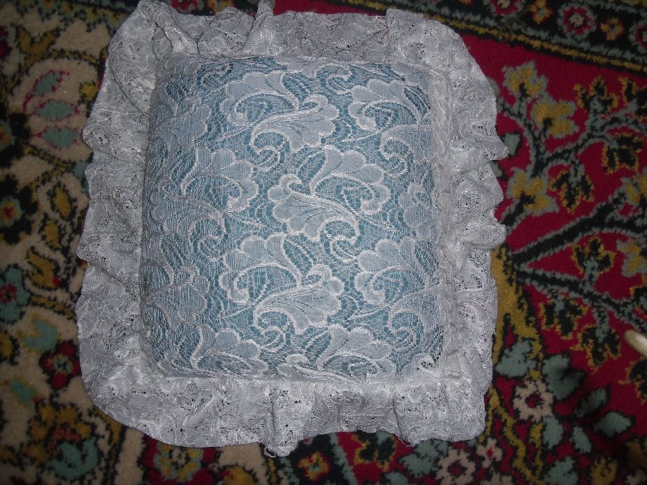 perinita cu fata crosetata macrame