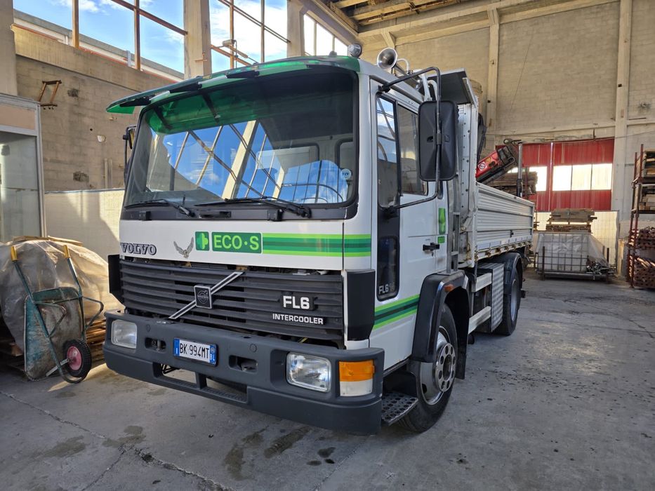 Volvo Europa Truck FL 614/Basculabil trilateral/INTERCOOLER