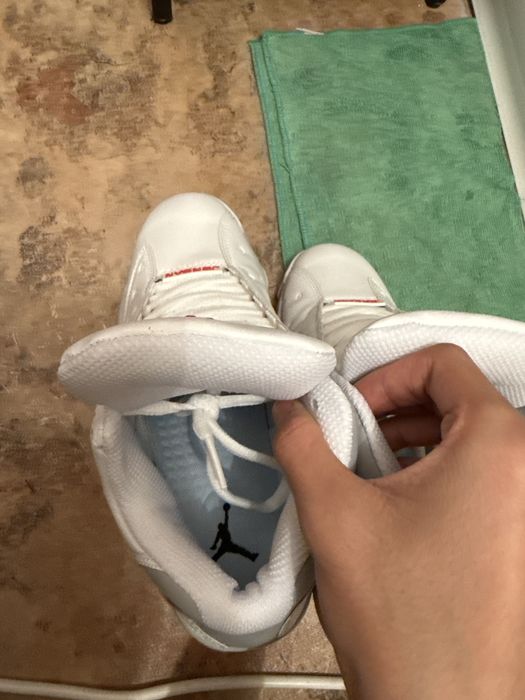 AirJordan13 Retro Wolf Gray