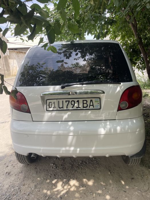 Oq Matiz sotiladi