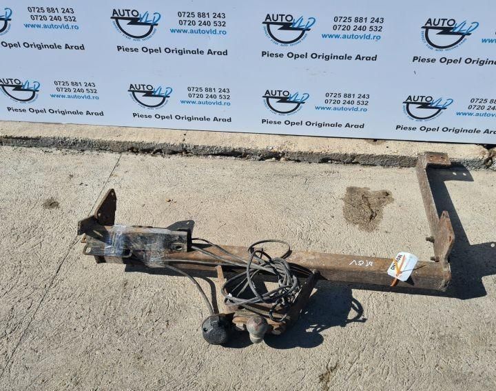 Carlig remorcare Opel Movano