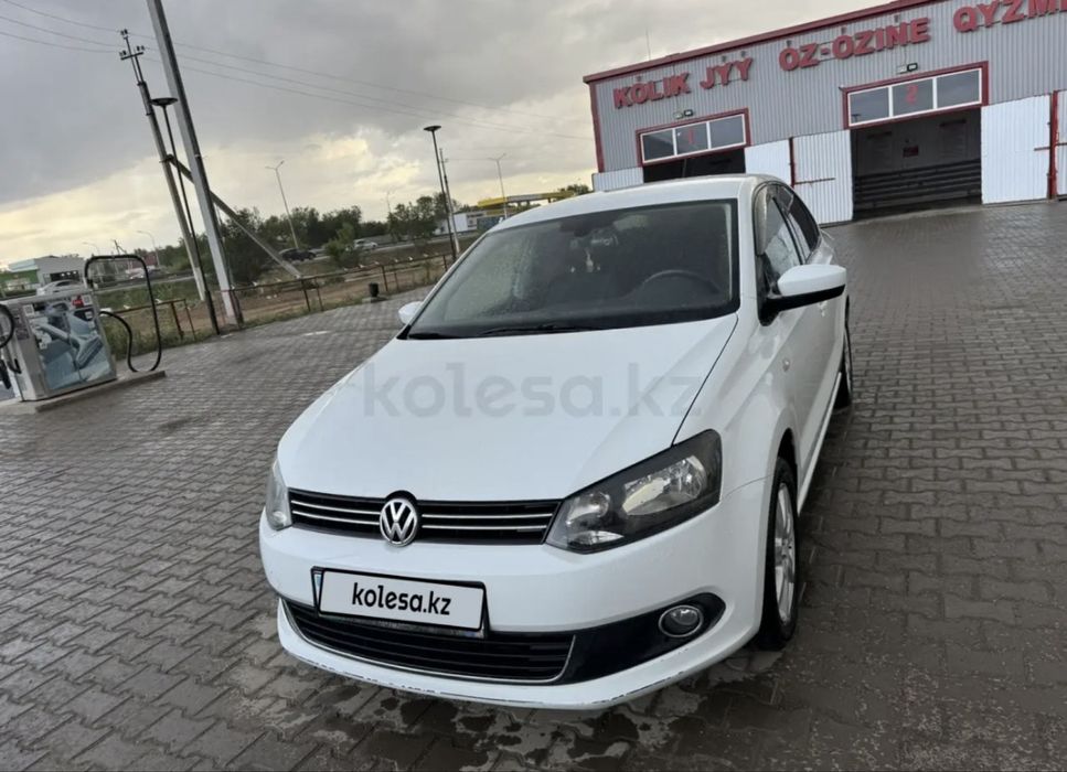Продав Фольскваген Поло 2014 г.в. Автомат