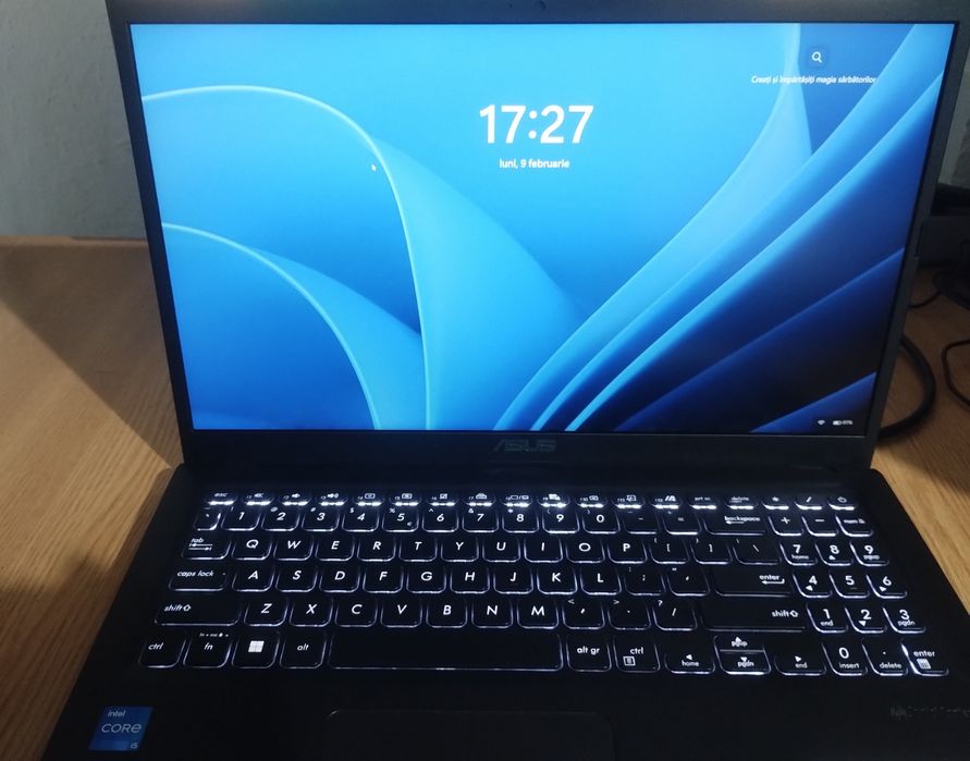 Laptop ASUS VivoBook 15. I5 gen 11, 512GB SSD, Windows 11 + GARANȚIE