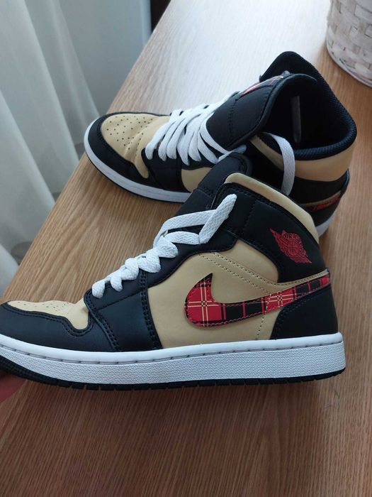 Air Jordan 1 Mid SE Tartan Swoosh