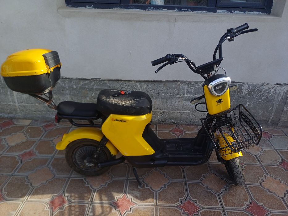 Электрический мопед