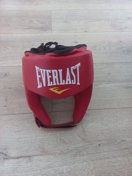 Бокс форма + шлем на 5-7 лет