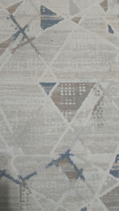 Срочное продам ковер за 5000