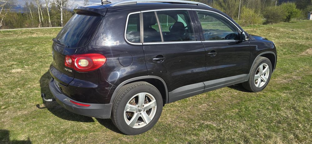 Volkswagen Tiguan 2.0 D ,  4x4