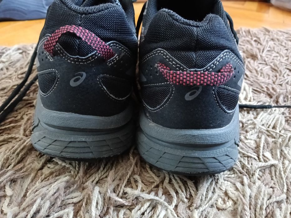 Оригинален Asics Gel номер 45