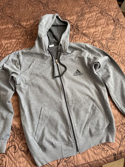 Горници и спортен екип на Adidas Puma NIKE