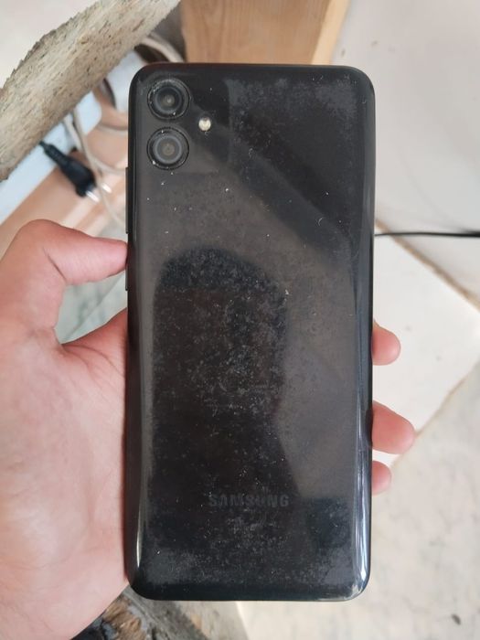 Продам смартфон Samsung Galaxy A04e