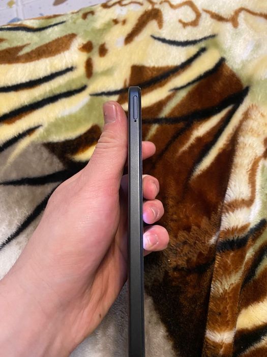 Продаю Redmi 15  256гб