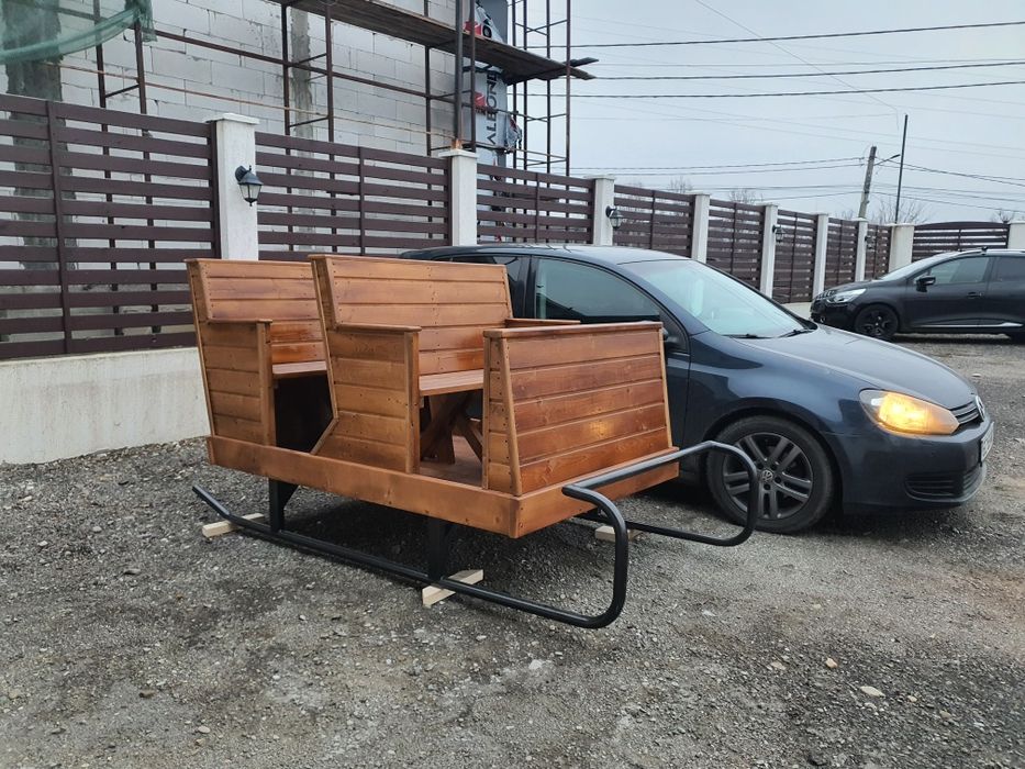 Vând sanie de dimensiuni mari