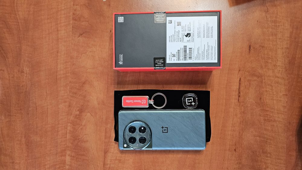 Telefon Mobil OnePlus 12