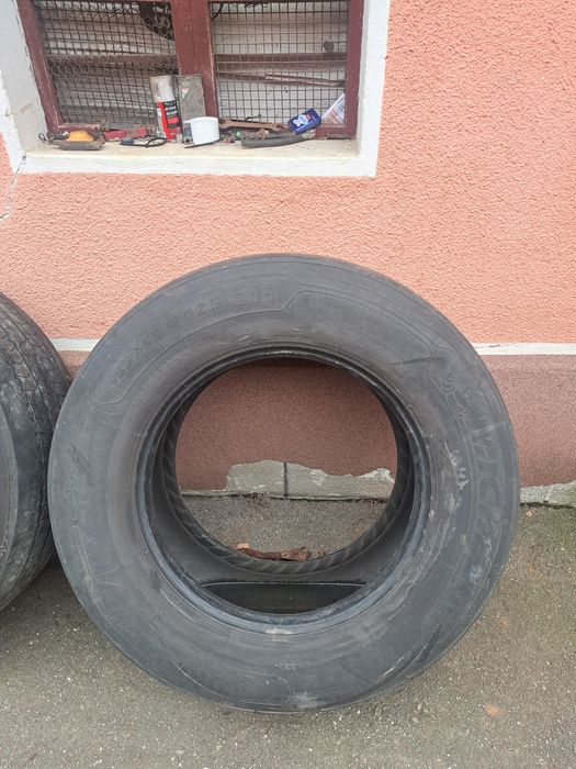 Cauciucuri Michelin X-multi de direcție