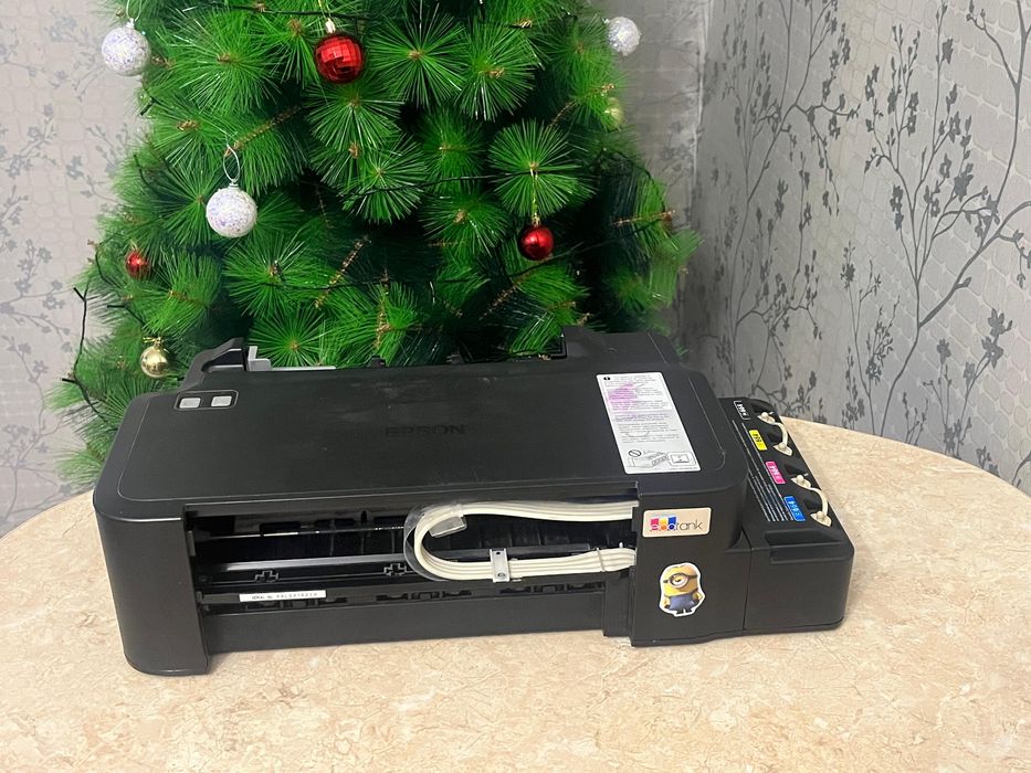 Продам цветной принтор все