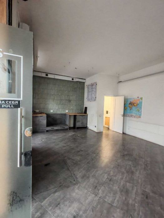 Сдаётся нежилое помещение на первой линии, Бадамзар!