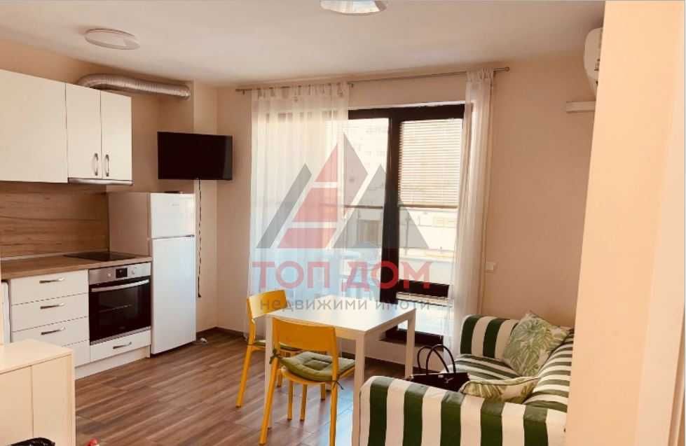 Дава се под наем Двустаен апартамент в Варна, Левски - 70 кв.м за 612 € - Снимка #1