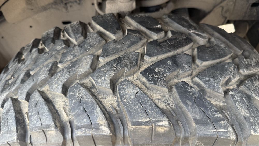 Продам шины toyo 275/70/18 МТ