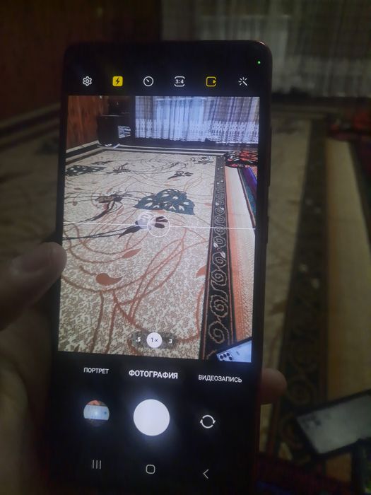 Samsung galaxy s20 fe 6/128gb sotiladi