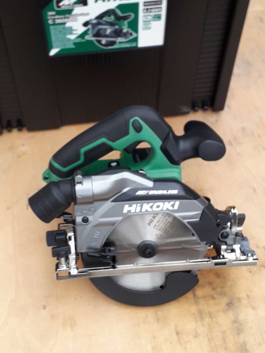 Promotie Corp nou Ferăstrău circular HIKOKI C3606DB 36V 66mm 165mm