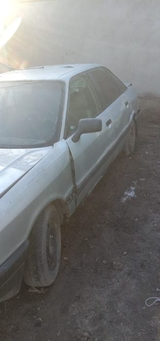 Ауди 80 1990 года