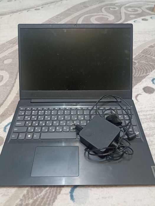 Ноутбук Lenovo IdeaPad S145-15IWL.