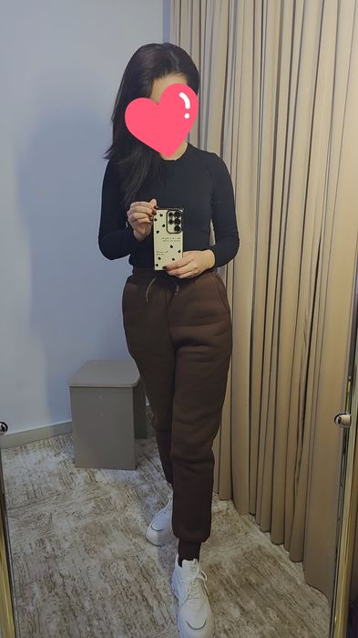 Женские спортивные штаны с начесом.