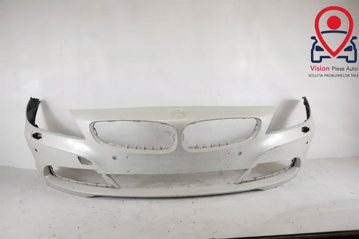 Предна броня Оригинална със сензори и миещи устройства в добро състоян