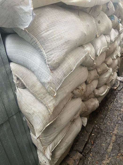 Отборный говяжий навоз