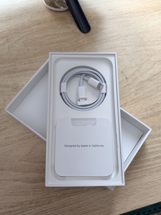 Продам Apple iPhone 11 128 GB