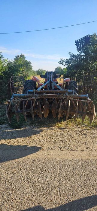 Vand disc tractor U445