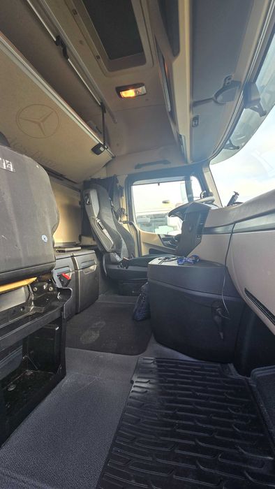 Mercedes 1851 , 421.000km, 2021