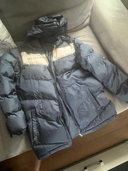 Яке Givova в тъмно син цвят чисто ново