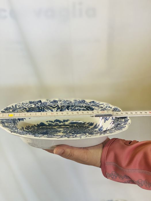 Английски порцеланов серви