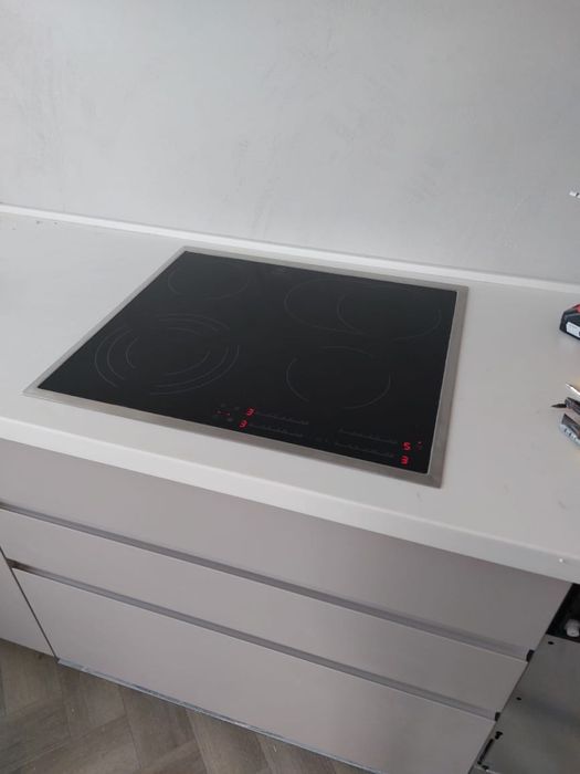 Электрик  адекватный