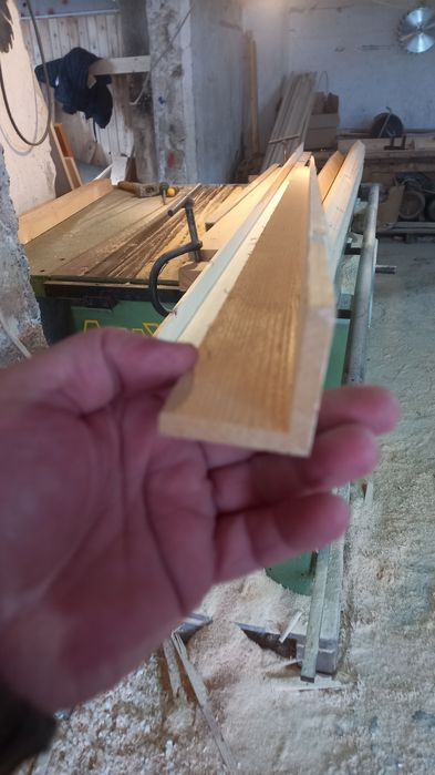 Plintă /colțare din lemn