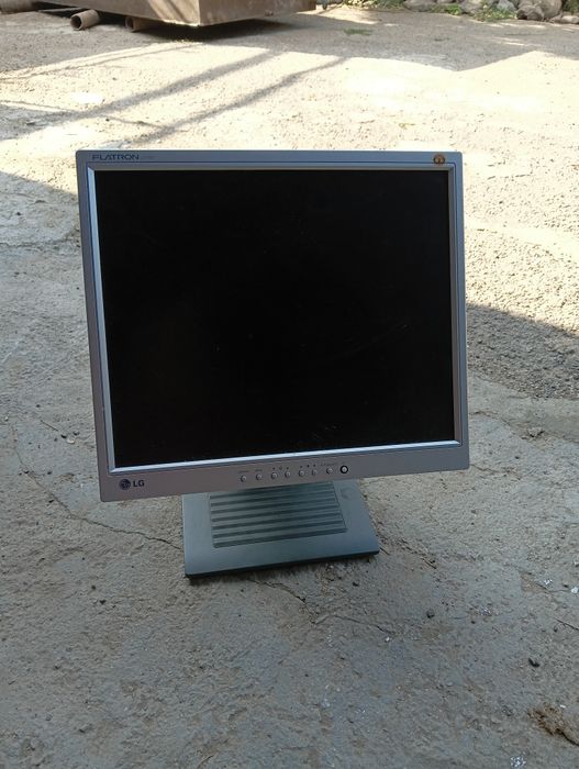 Продам монитор LG FLATRON