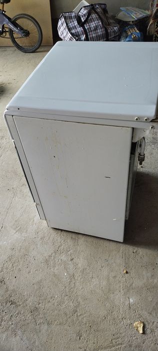 Продам газовую плиту