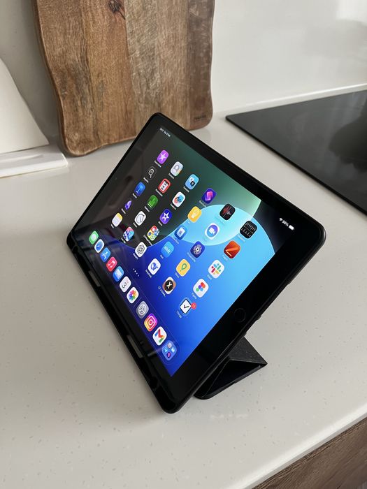 iPad 9 поколения