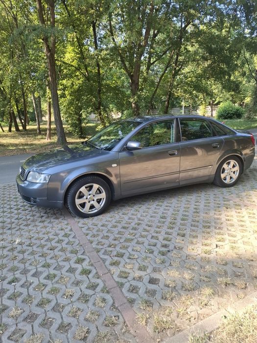 AUDI A4 2001 — imagine 2