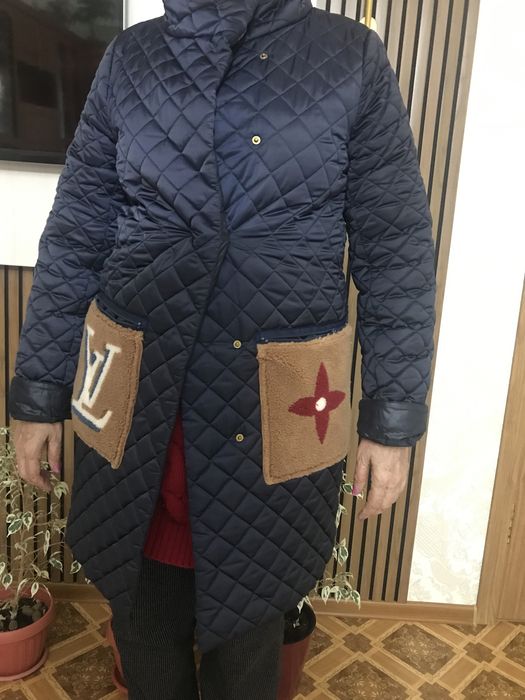 Куртка женская хорош состояние