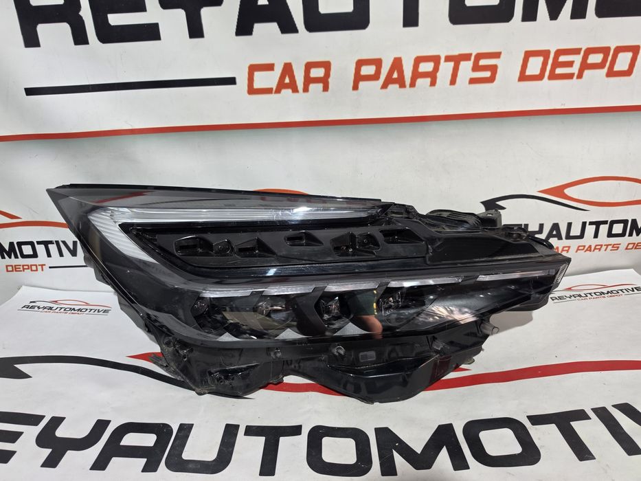Far dreapta led Toyota CHR C-HR dupa 2023