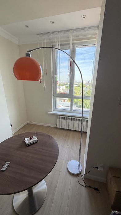 Торшер напольный с 3 режимами света