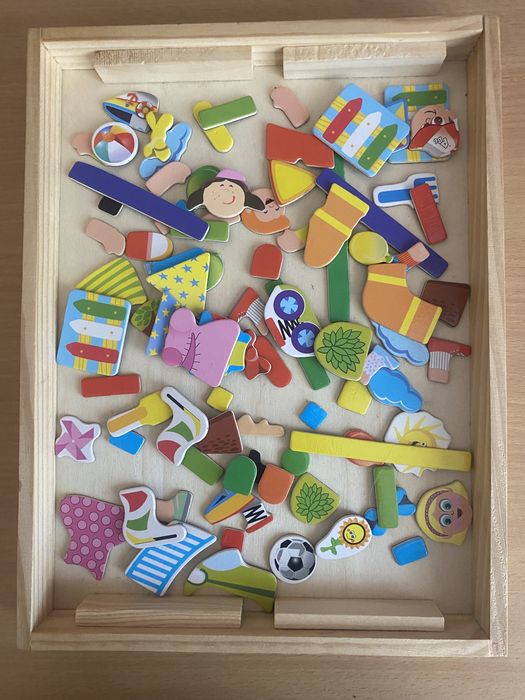 Cutie de lemn cu tăbliță