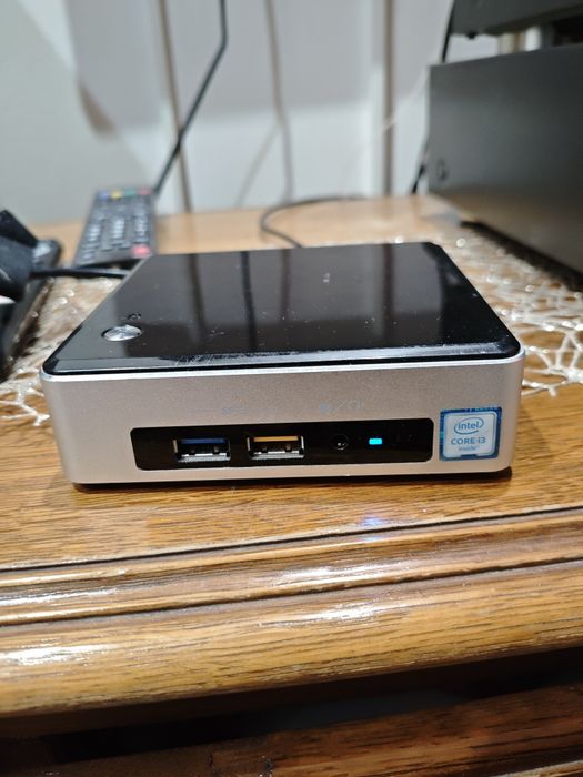 Mini PC Intel NUC (i3-6100U, 8GB RAM DDR4, SSD 240GB NVMe