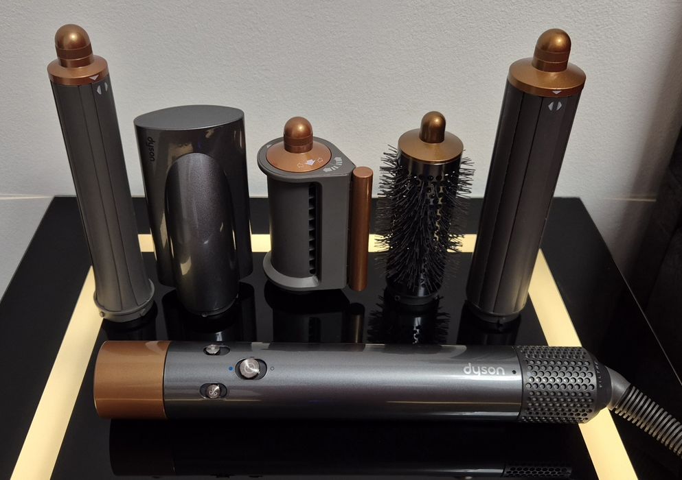 Продам  фен  дайсон Dyson